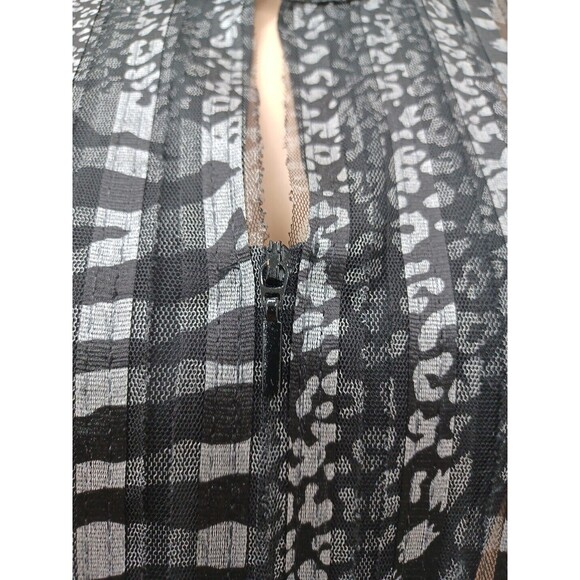 Chicos Travelers Womens Cardigan 2 (L) Black Gray Stripe Lace Semi Sheer Zip Up - Picture 3 of 8